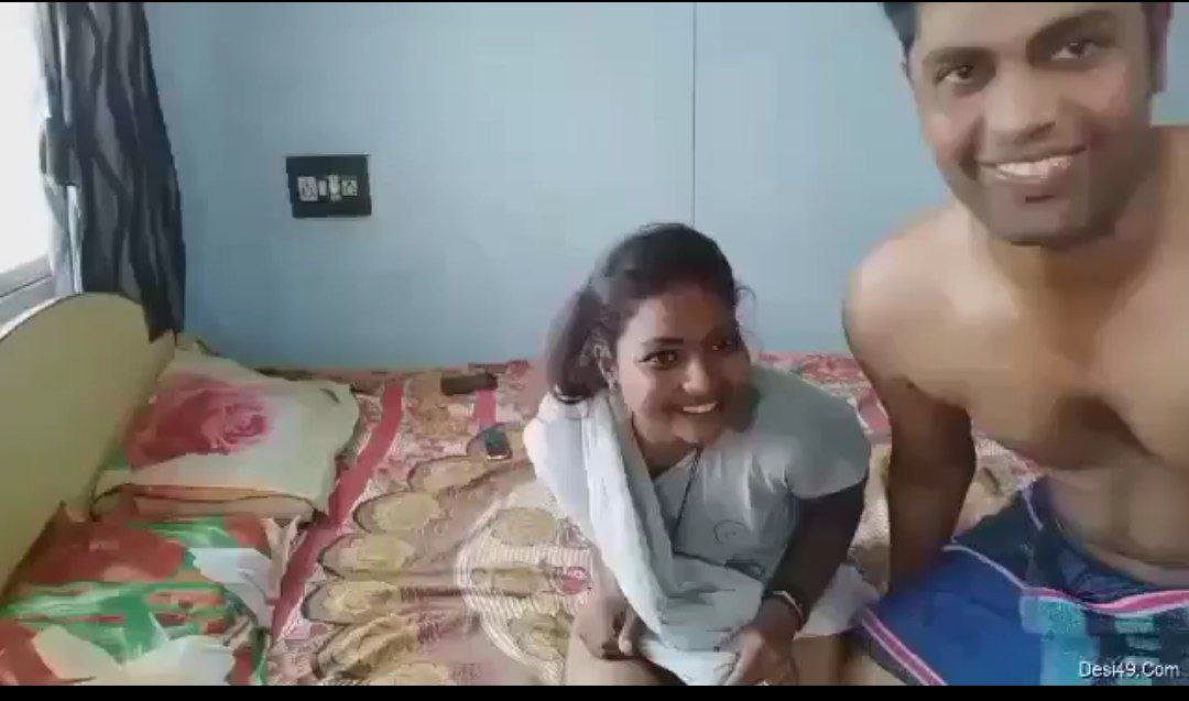 Desi college girl ki chut chatne ke bad chudai