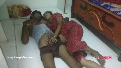 Mumbai mai dehati sundar ladki ko malik ne choda